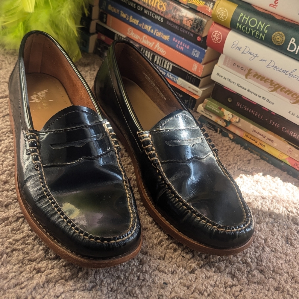 Weejuns Black and Tan Loafers